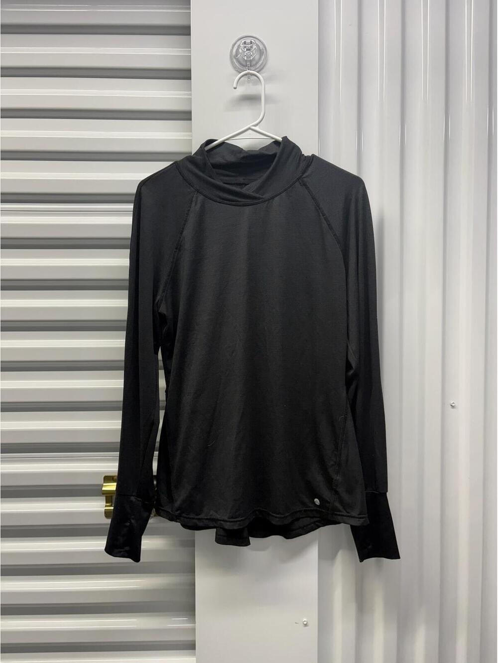 Apana Women’s Large Black Apana Long Sleeve Pullover Athletic Top